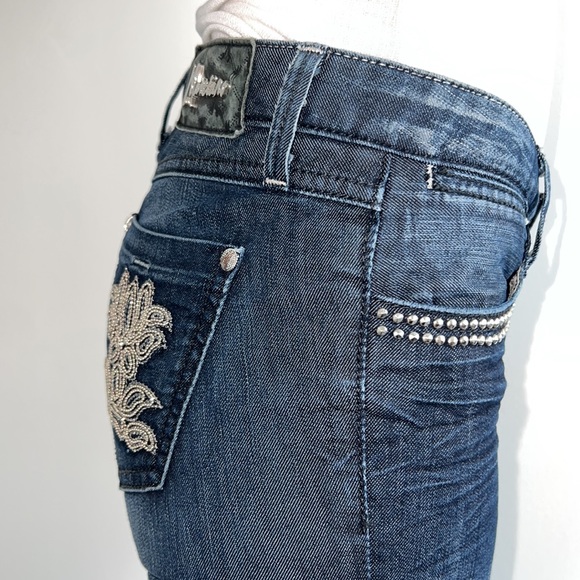 Marciano Jeans - Picture 2 of 4